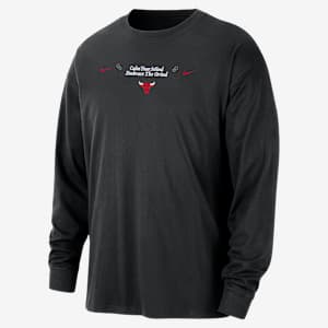 Chicago Bulls Courtside Men's Nike NBA Max90 Long-Sleeve T-Shirt